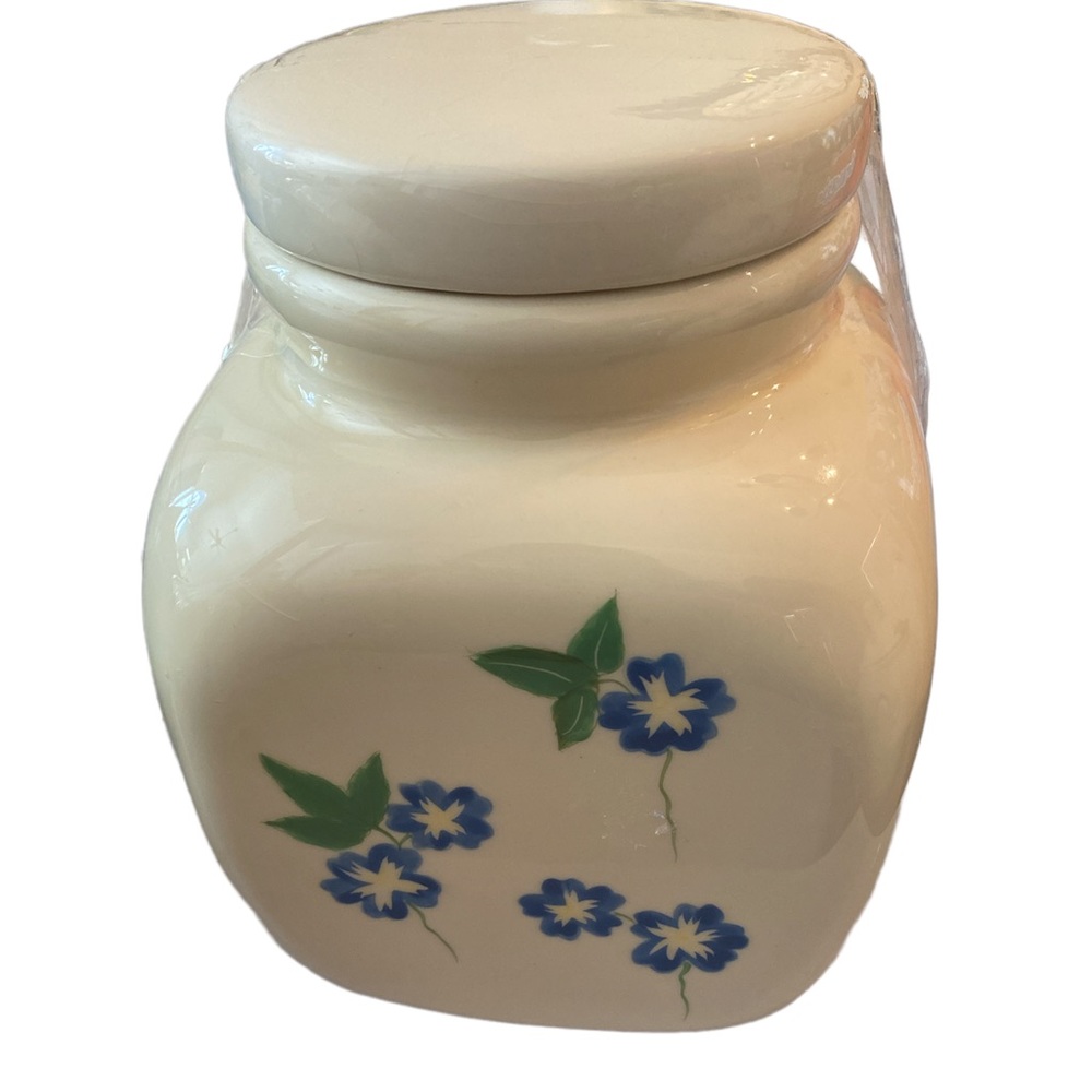 Bigelow  Jar
